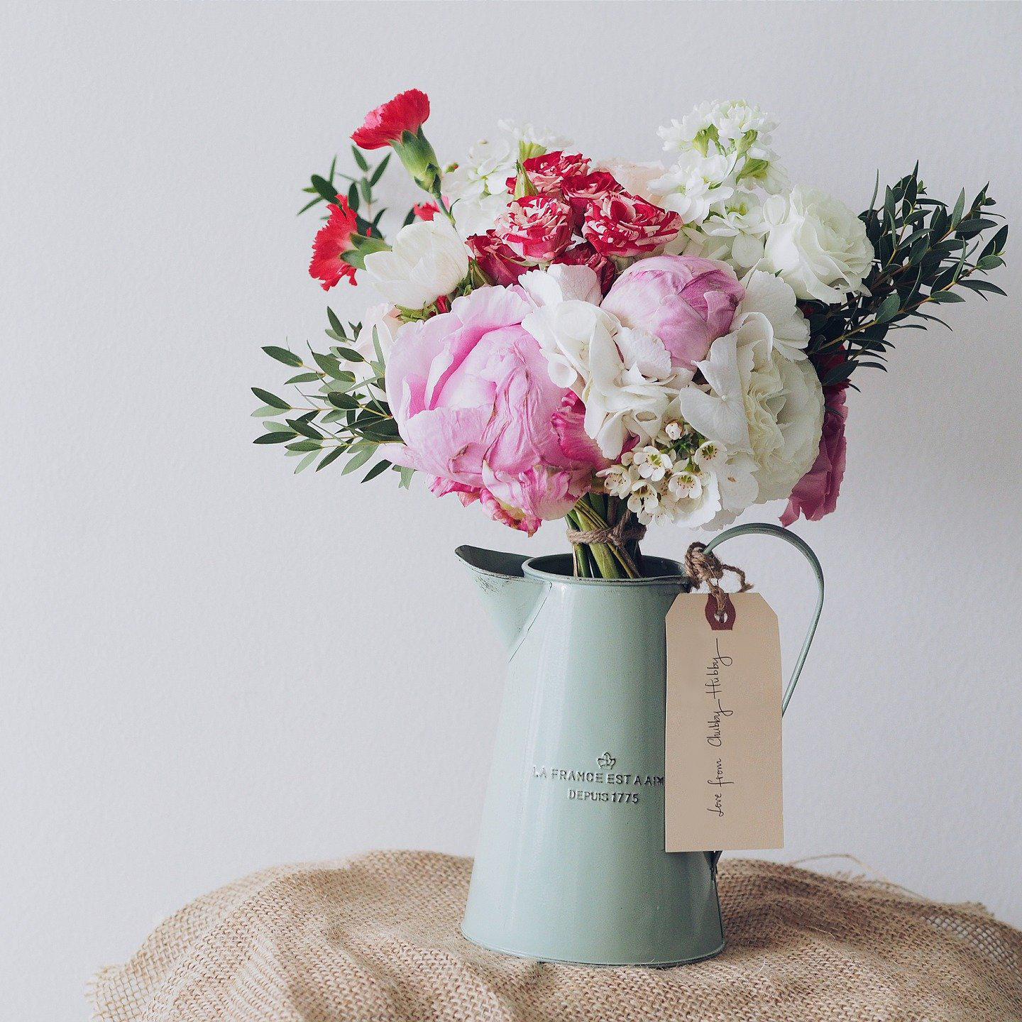Bukiet kwiatów to niezawodny prezent na Dzień Matki